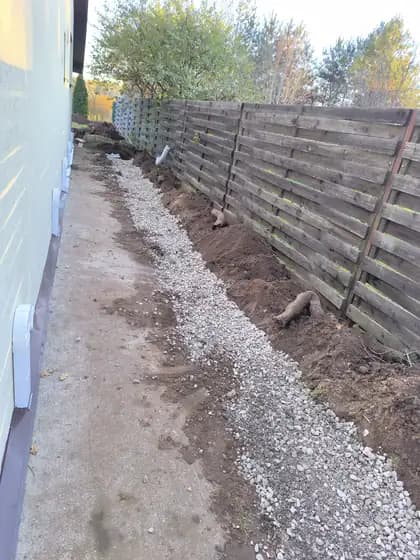 Совмещенный монтаж дренажа и ливневой канализации в Раздолье