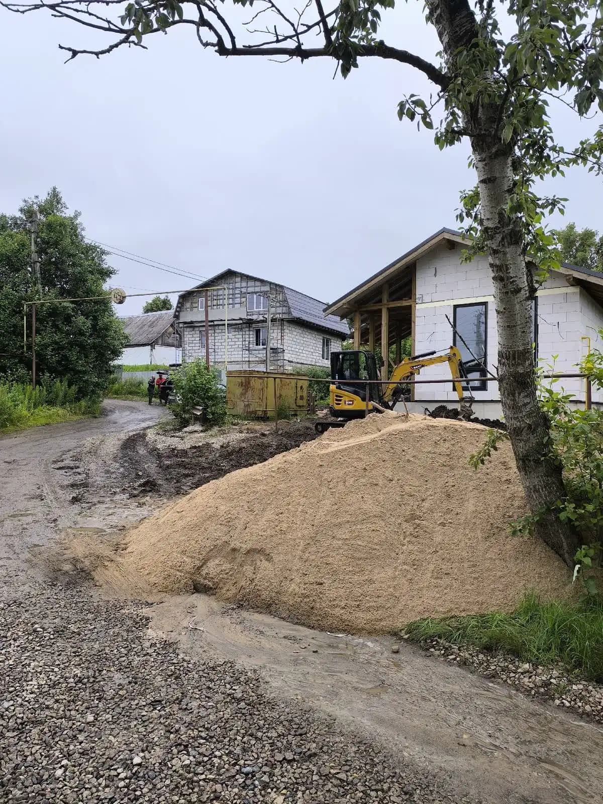 Совмещенный монтаж ЛОС и дренажа в Пскове на улице Советской Армии